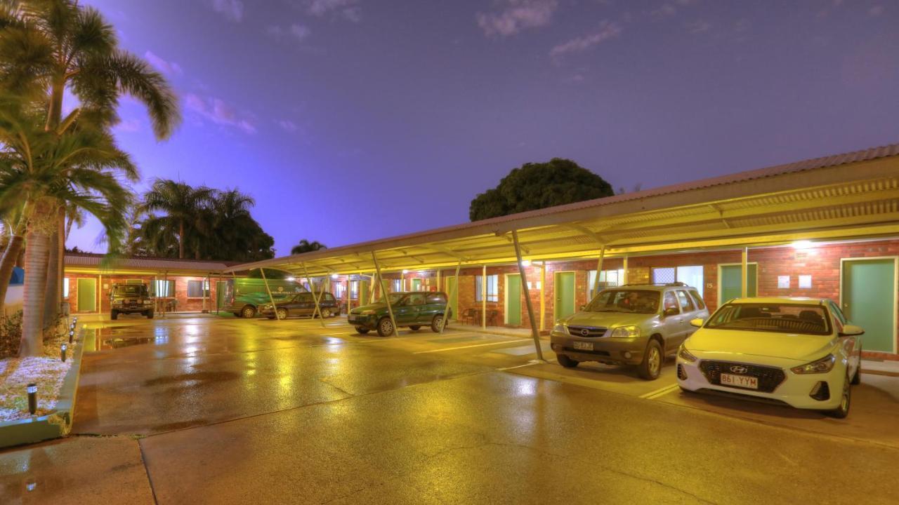 Billabong Lodge Motel タウンズビル エクステリア 写真