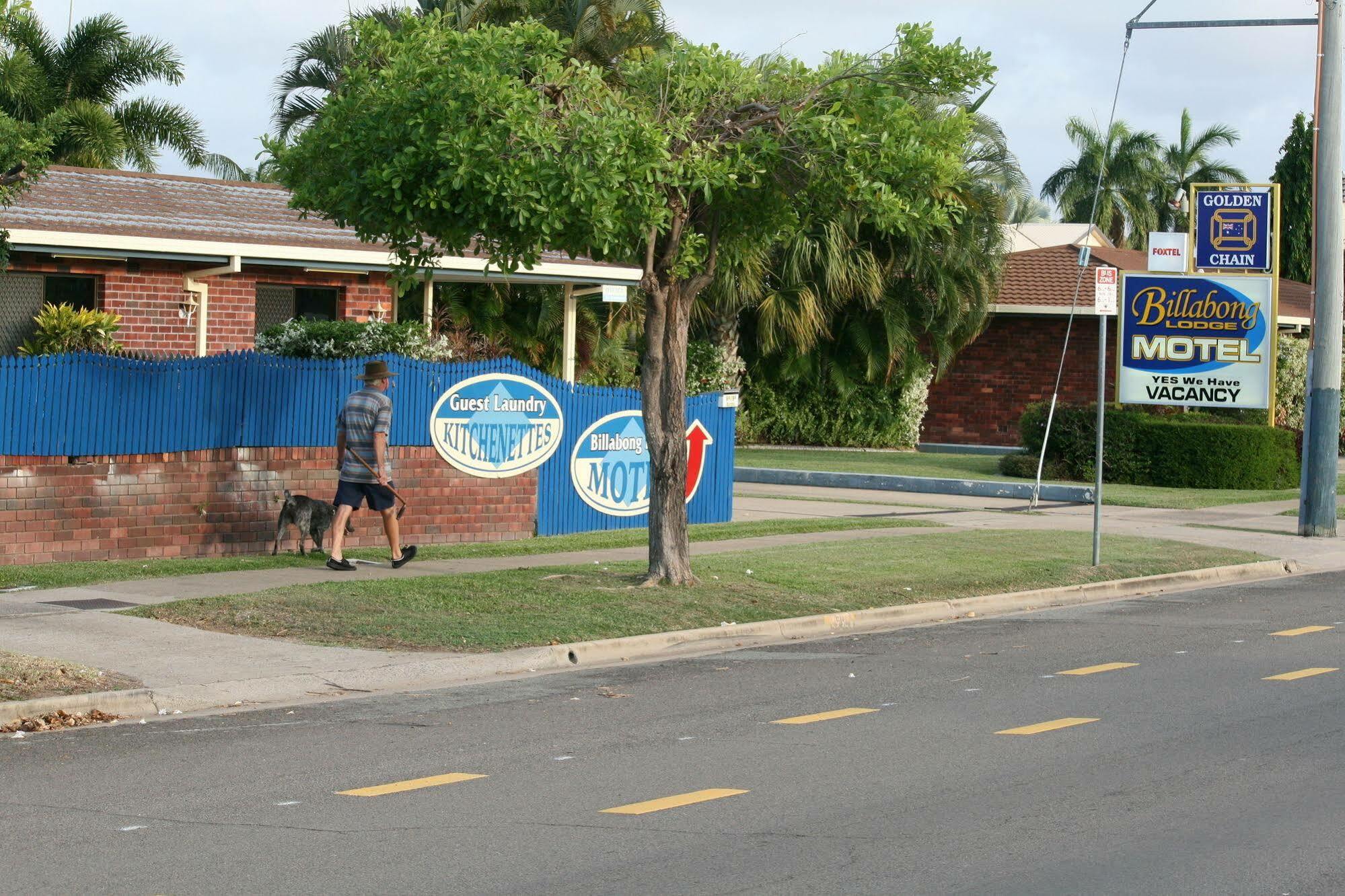 Billabong Lodge Motel タウンズビル エクステリア 写真
